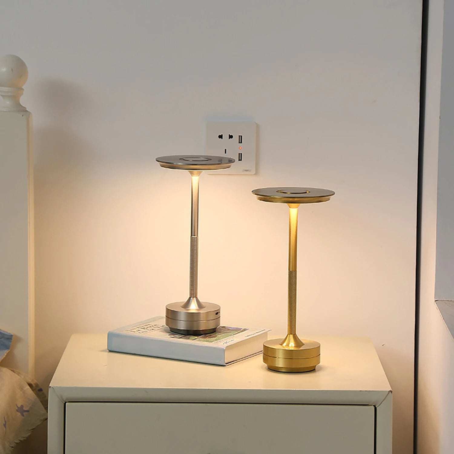 Luminária De Mesa Sem Fio Dimerizável Áurea